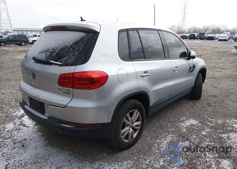 2013 Volkswagen Tiguan S z USA, uszkodzony, nr VIN WVGBV3AX4DW052902